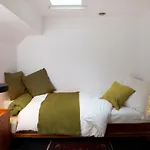 GP Amstel River Houseboat